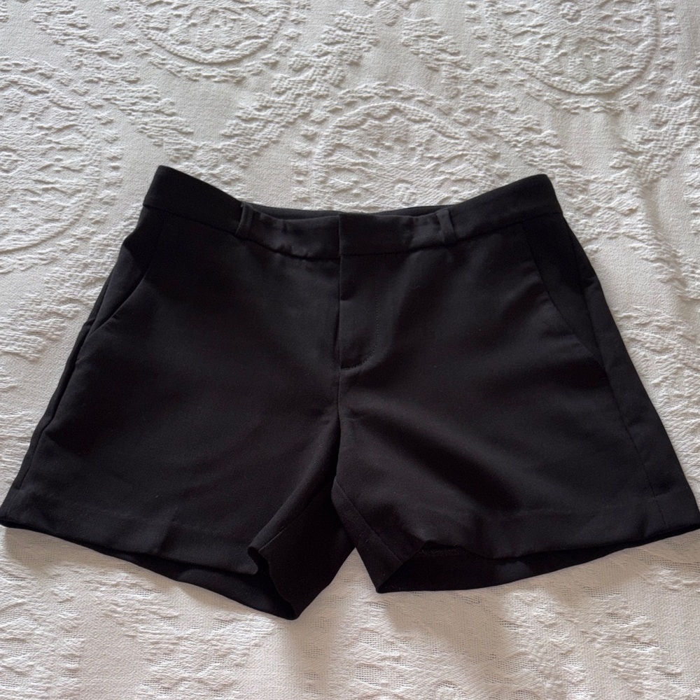 Banana Republic Classic Black Women's Dress Shorts Gently Loved Sz 0